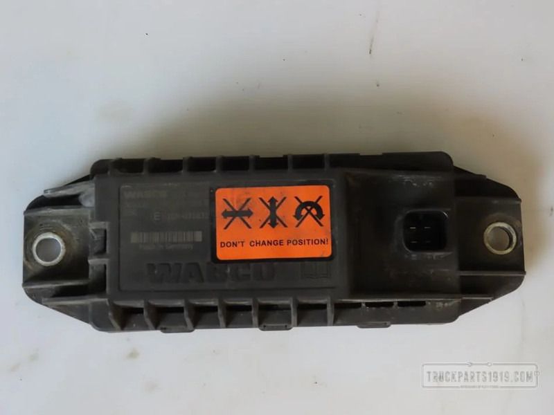 DAF Electrical System VSC modulesensor DAF - Anturi - Kuorma-auto: kuva DAF Electrical System VSC modulesensor DAF - Anturi - Kuorma-auto DAF Electrical System VSC modulesensor DAF - Anturi - Kuorma-auto: kuva DAF Electrical System VSC modulesensor DAF - Anturi - Kuorma-auto