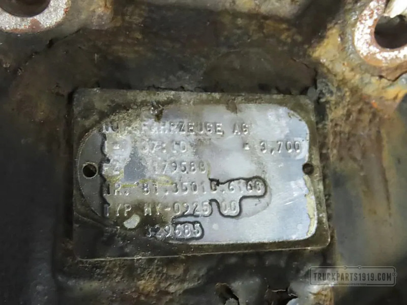 MAN Axle & Steering Parts Differentieel R=3.700 HY0925 - Differentiaali - Kuorma-auto: kuva MAN Axle & Steering Parts Differentieel R=3.700 HY0925 - Differentiaali - Kuorma-auto MAN Axle & Steering Parts Differentieel R=3.700 HY0925 - Differentiaali - Kuorma-auto: kuva MAN Axle & Steering Parts Differentieel R=3.700 HY0925 - Differentiaali - Kuorma-auto