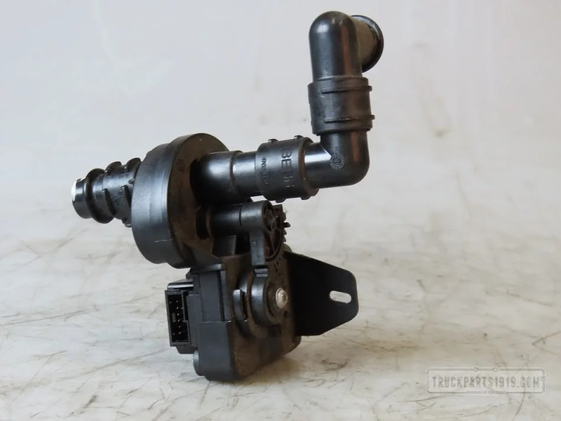 MAN Electrical System Kachelkraan - Anturi - Kuorma-auto: kuva MAN Electrical System Kachelkraan - Anturi - Kuorma-auto MAN Electrical System Kachelkraan - Anturi - Kuorma-auto: kuva MAN Electrical System Kachelkraan - Anturi - Kuorma-auto