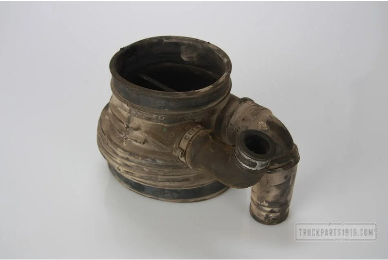 MAN Engines & Parts Aanzuigbuis turbo TGX - Moottori ja osat - Kuorma-auto: kuva MAN Engines & Parts Aanzuigbuis turbo TGX - Moottori ja osat - Kuorma-auto MAN Engines & Parts Aanzuigbuis turbo TGX - Moottori ja osat - Kuorma-auto: kuva MAN Engines & Parts Aanzuigbuis turbo TGX - Moottori ja osat - Kuorma-auto