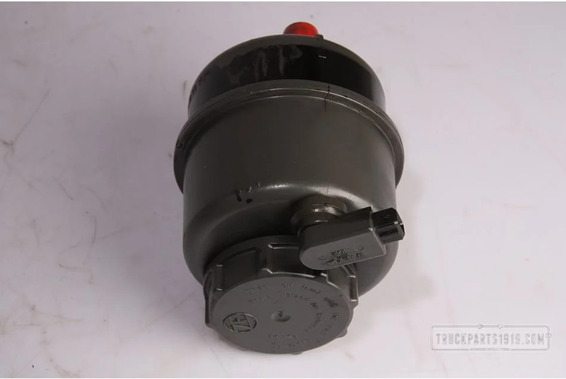 Mercedes-Benz Axle & Steering Parts Stuurolie reservoir MB - Paisuntasäiliö - Kuorma-auto: kuva Mercedes-Benz Axle & Steering Parts Stuurolie reservoir MB - Paisuntasäiliö - Kuorma-auto Mercedes-Benz Axle & Steering Parts Stuurolie reservoir MB - Paisuntasäiliö - Kuorma-auto: kuva Mercedes-Benz Axle & Steering Parts Stuurolie reservoir MB - Paisuntasäiliö - Kuorma-auto