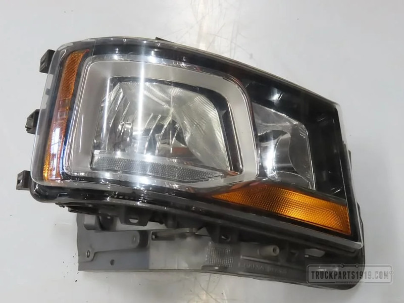 Scania 2655843 Koplamp Re. NGS - Etulyhty - Kuorma-auto: kuva Scania 2655843 Koplamp Re. NGS - Etulyhty - Kuorma-auto Scania 2655843 Koplamp Re. NGS - Etulyhty - Kuorma-auto: kuva Scania 2655843 Koplamp Re. NGS - Etulyhty - Kuorma-auto