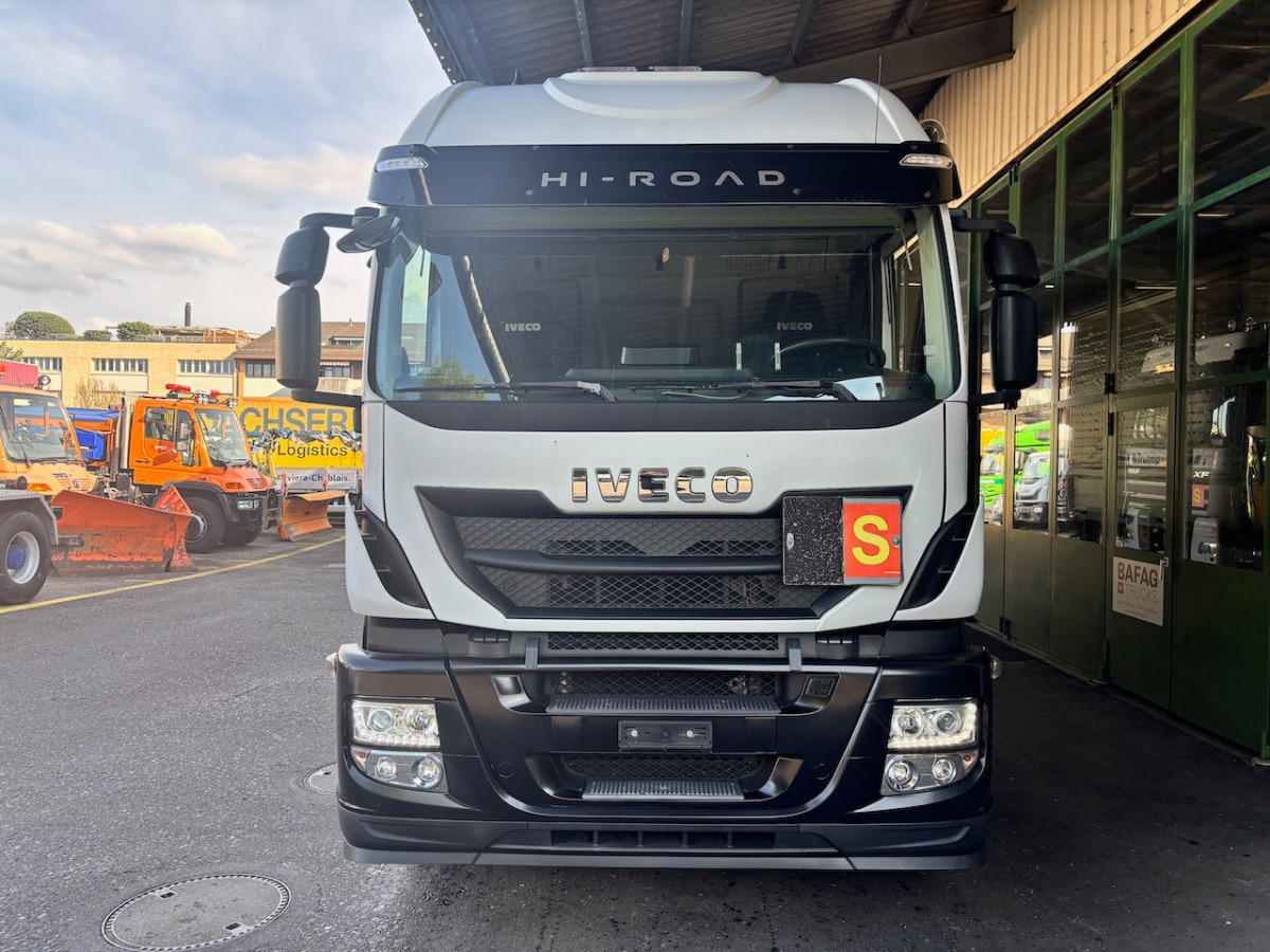IVECO 190S40 Stralis - Pressukapelli kuorma-auto: kuva IVECO 190S40 Stralis - Pressukapelli kuorma-auto IVECO 190S40 Stralis - Pressukapelli kuorma-auto: kuva IVECO 190S40 Stralis - Pressukapelli kuorma-auto