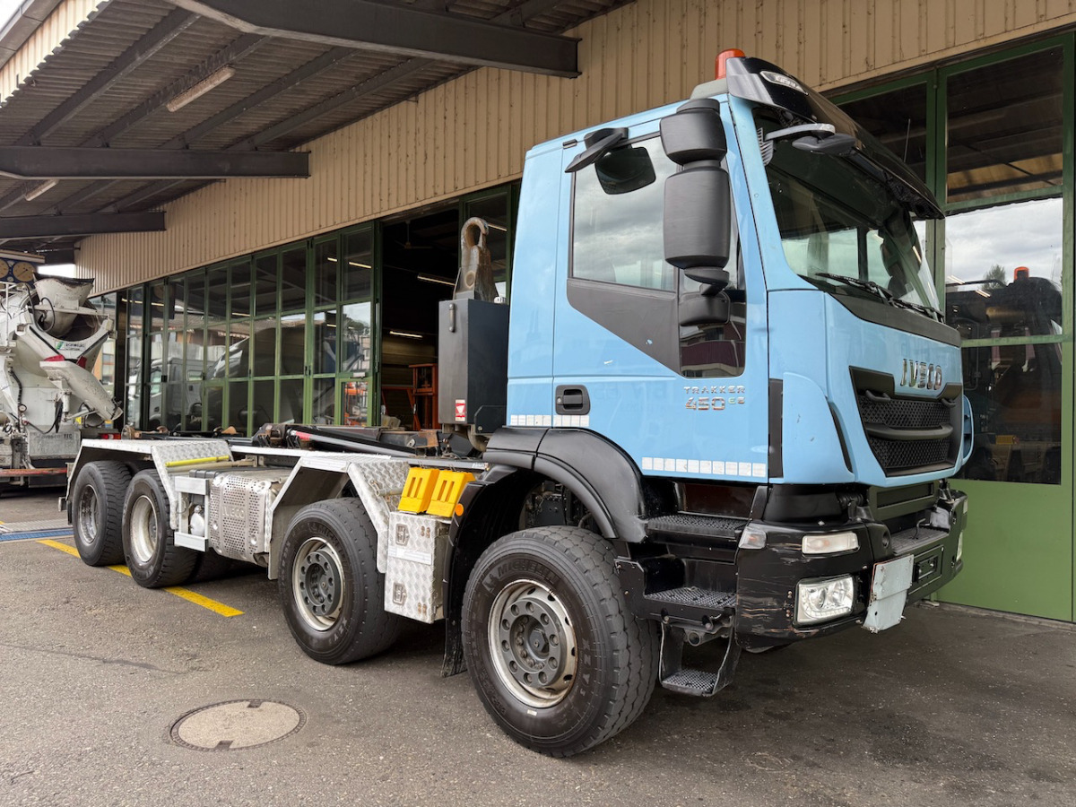 IVECO 340T45 Trakker  8x4 - Koukkulava kuorma-auto: kuva IVECO 340T45 Trakker  8x4 - Koukkulava kuorma-auto IVECO 340T45 Trakker  8x4 - Koukkulava kuorma-auto: kuva IVECO 340T45 Trakker  8x4 - Koukkulava kuorma-auto