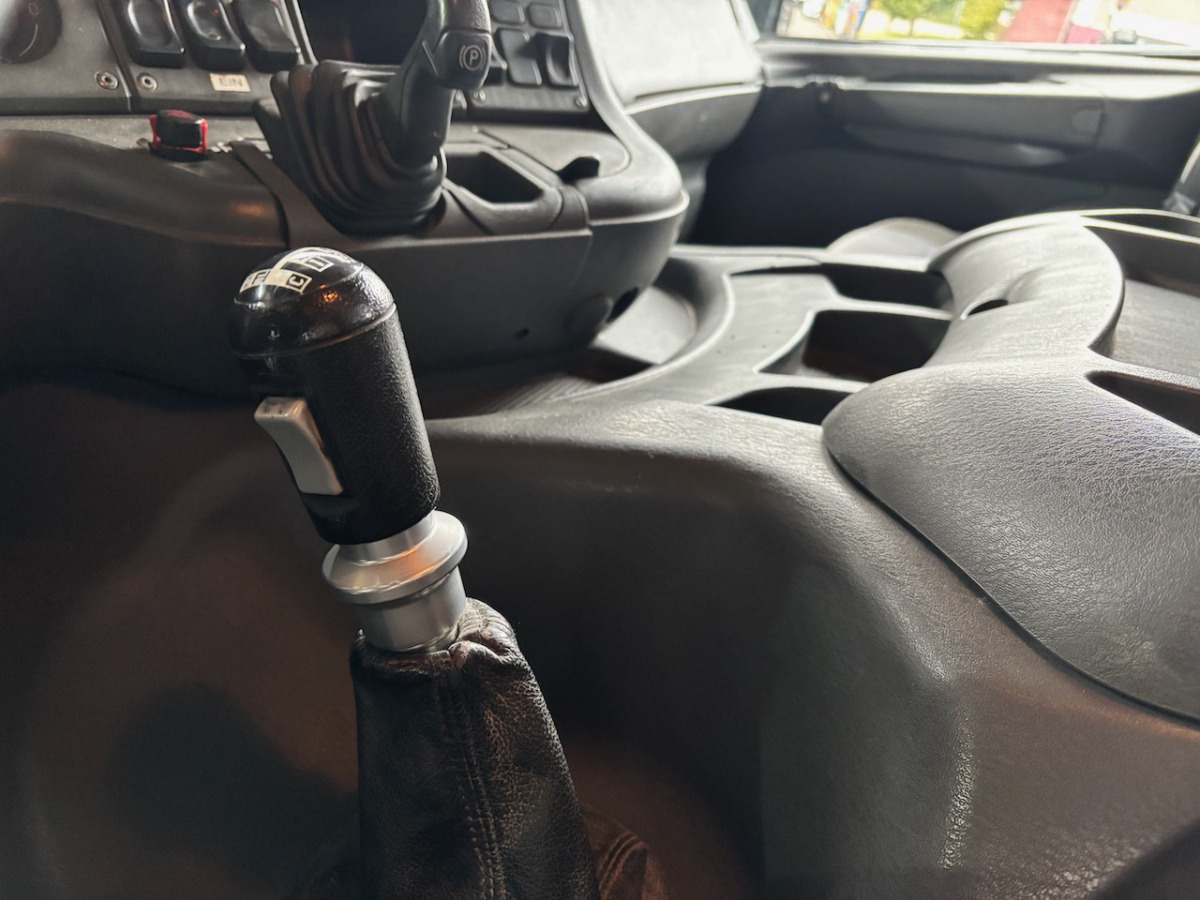 SCANIA P124CB8x4 - Betoniauto: kuva SCANIA P124CB8x4 - Betoniauto SCANIA P124CB8x4 - Betoniauto: kuva SCANIA P124CB8x4 - Betoniauto