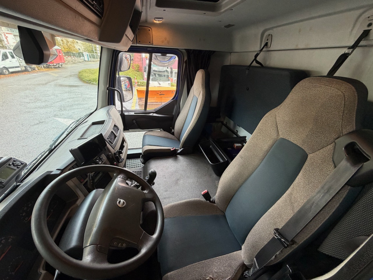 VOLVO FL-280  4x2R - Umpikori kuorma-auto: kuva VOLVO FL-280  4x2R - Umpikori kuorma-auto VOLVO FL-280  4x2R - Umpikori kuorma-auto: kuva VOLVO FL-280  4x2R - Umpikori kuorma-auto