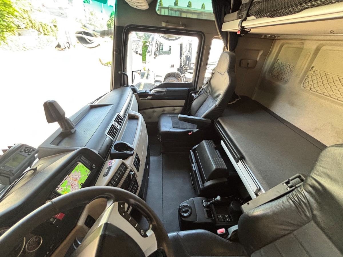MAN TGX 18.640 - Vetopöytäauto: kuva MAN TGX 18.640 - Vetopöytäauto MAN TGX 18.640 - Vetopöytäauto: kuva MAN TGX 18.640 - Vetopöytäauto