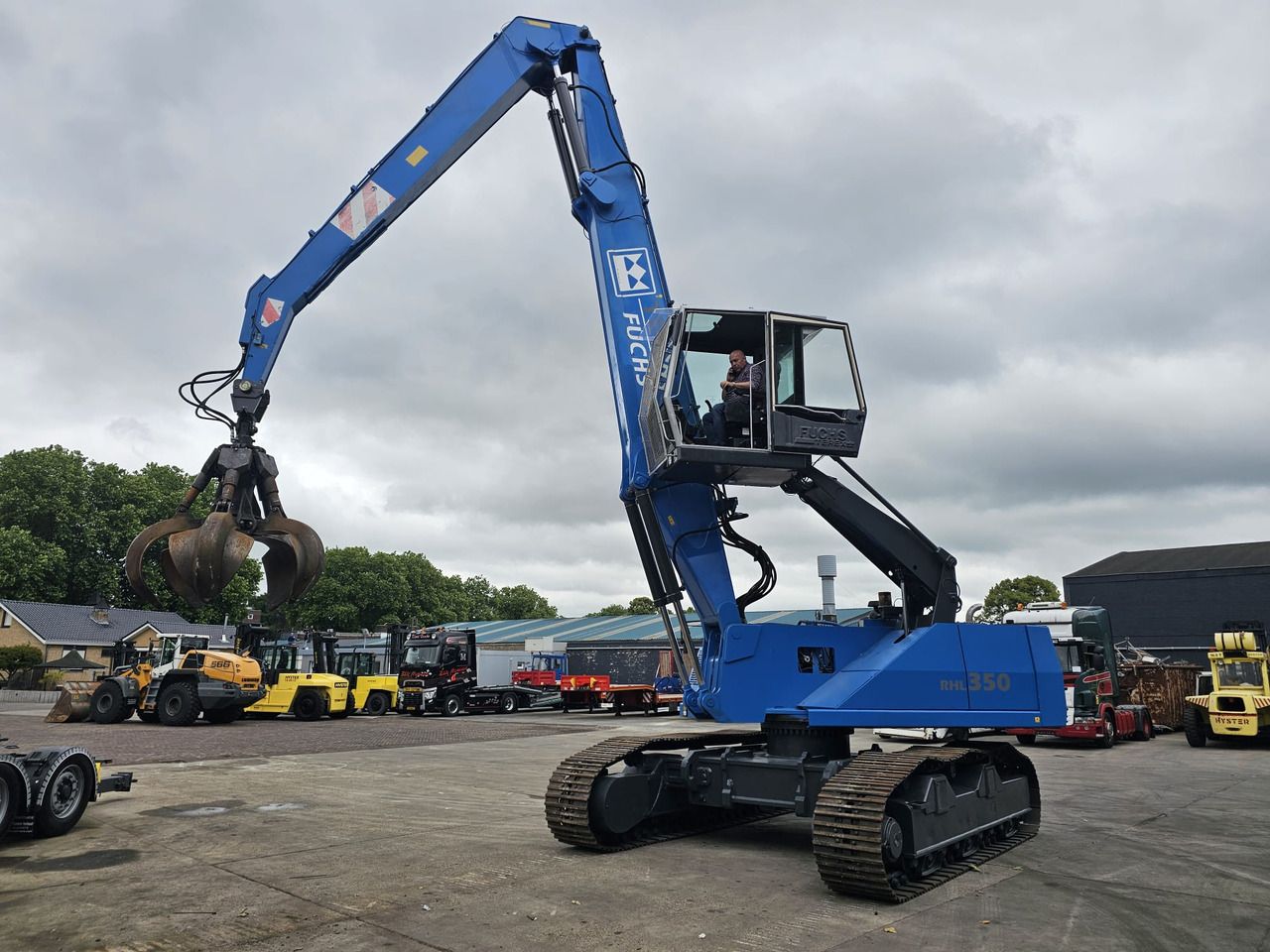 Fuchs RHL 350 Materialhandler With Adjustable Tracks - Materiaalinkäsittelykone: kuva Fuchs RHL 350 Materialhandler With Adjustable Tracks - Materiaalinkäsittelykone Fuchs RHL 350 Materialhandler With Adjustable Tracks - Materiaalinkäsittelykone: kuva Fuchs RHL 350 Materialhandler With Adjustable Tracks - Materiaalinkäsittelykone