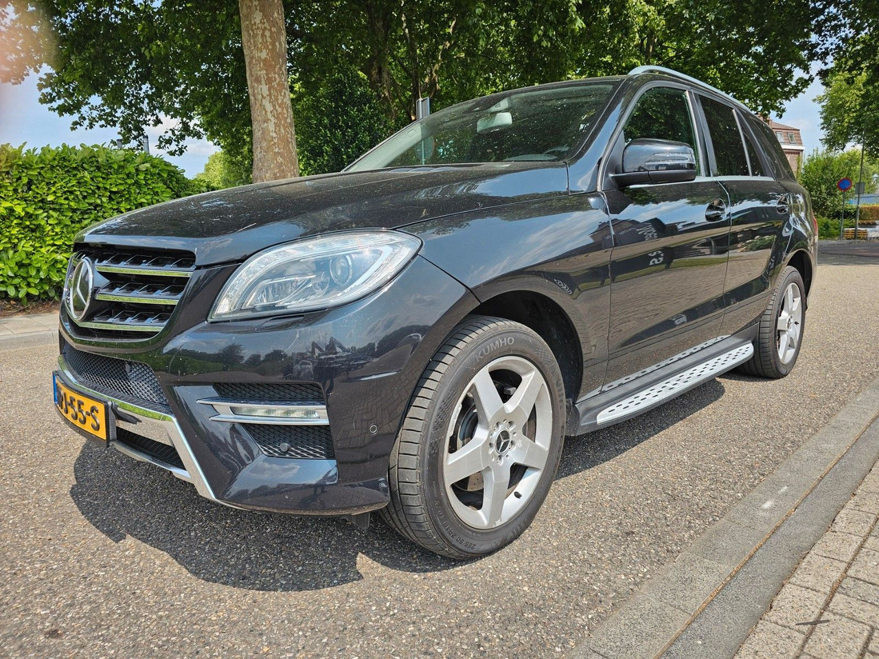 Mercedes-Benz ML 350 ML -Klasse ML 350 CDI BlueTec AMG Pakket - Maasturi/ Katumaasturi: kuva Mercedes-Benz ML 350 ML -Klasse ML 350 CDI BlueTec AMG Pakket - Maasturi/ Katumaasturi Mercedes-Benz ML 350 ML -Klasse ML 350 CDI BlueTec AMG Pakket - Maasturi/ Katumaasturi: kuva Mercedes-Benz ML 350 ML -Klasse ML 350 CDI BlueTec AMG Pakket - Maasturi/ Katumaasturi