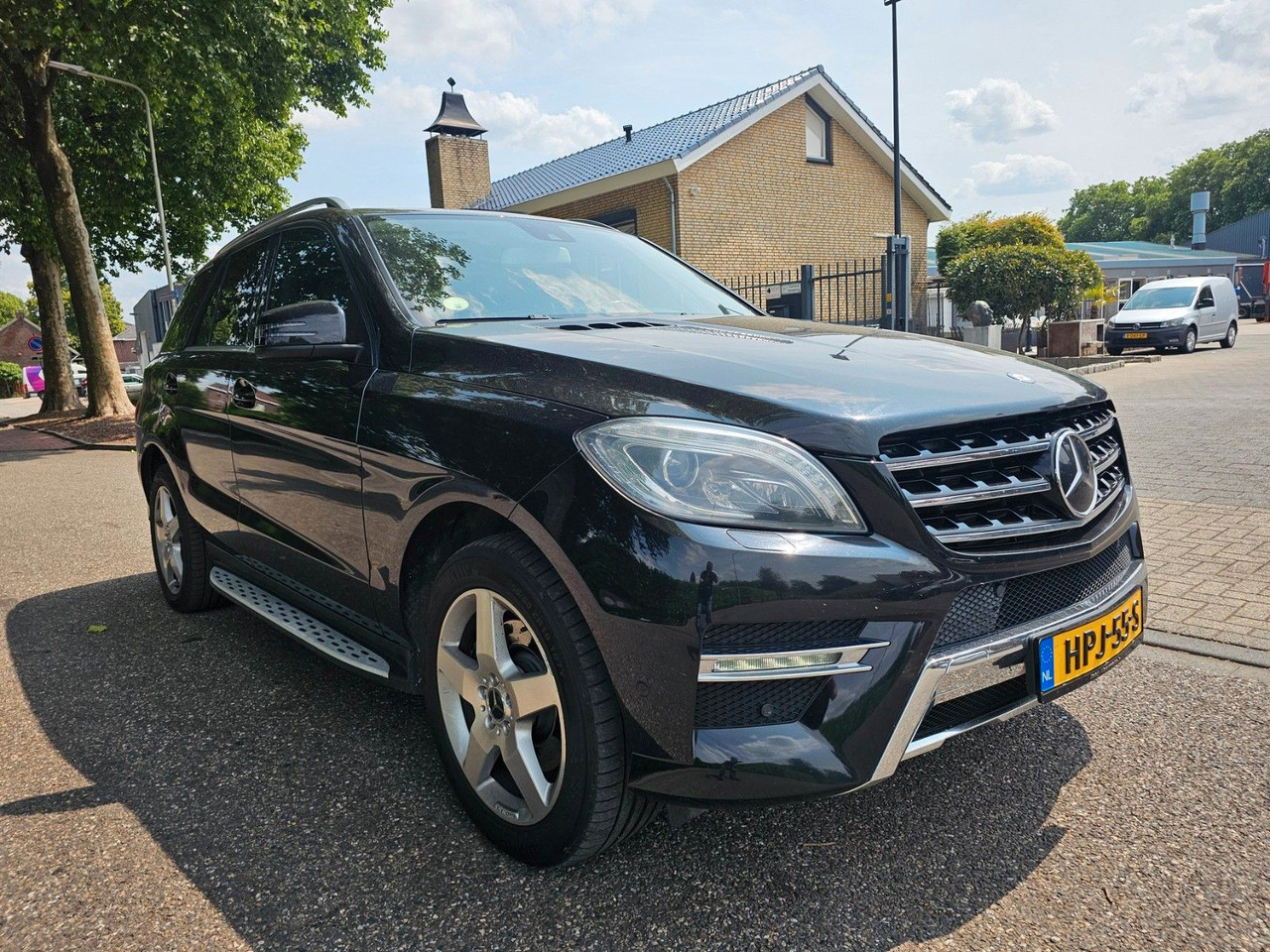 Mercedes-Benz ML 350 ML -Klasse ML 350 CDI BlueTec AMG Pakket - Maasturi/ Katumaasturi: kuva Mercedes-Benz ML 350 ML -Klasse ML 350 CDI BlueTec AMG Pakket - Maasturi/ Katumaasturi Mercedes-Benz ML 350 ML -Klasse ML 350 CDI BlueTec AMG Pakket - Maasturi/ Katumaasturi: kuva Mercedes-Benz ML 350 ML -Klasse ML 350 CDI BlueTec AMG Pakket - Maasturi/ Katumaasturi