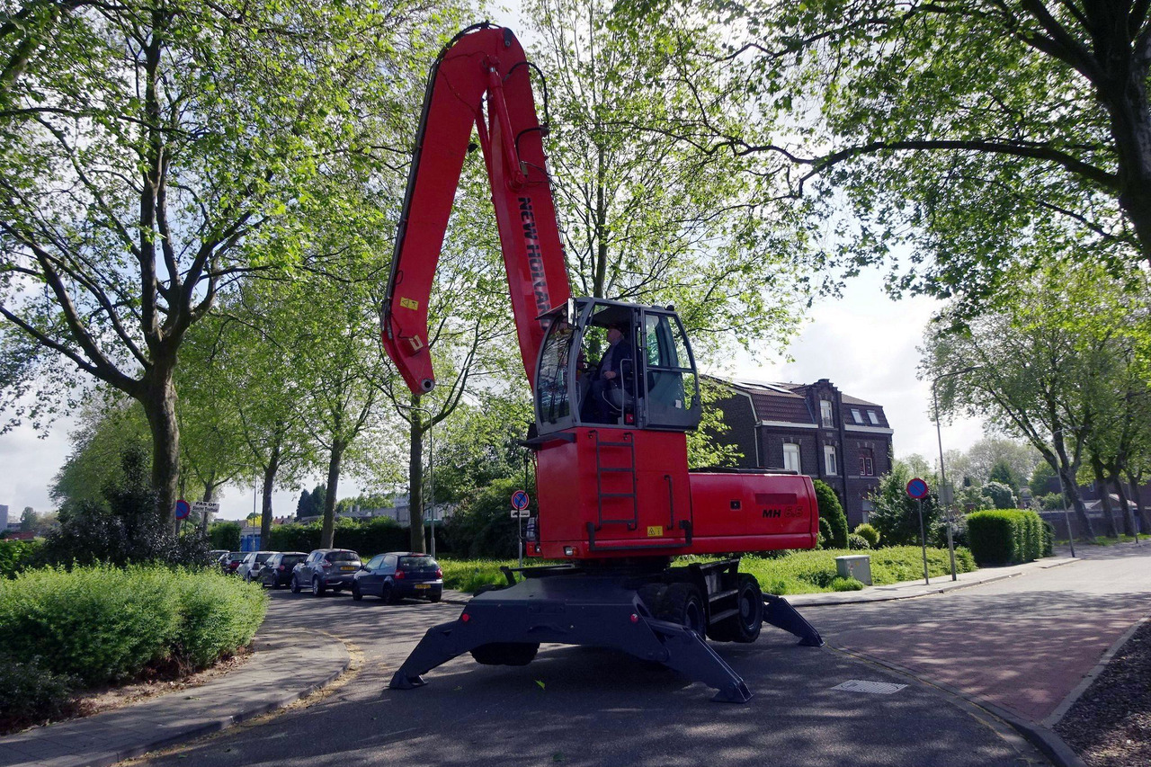 New Holland MH 6.6 Materialhandler With Magnet System - Materiaalinkäsittelykone: kuva New Holland MH 6.6 Materialhandler With Magnet System - Materiaalinkäsittelykone New Holland MH 6.6 Materialhandler With Magnet System - Materiaalinkäsittelykone: kuva New Holland MH 6.6 Materialhandler With Magnet System - Materiaalinkäsittelykone