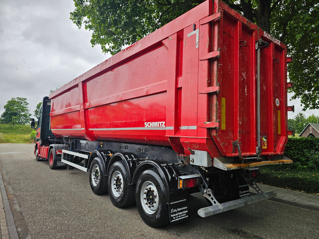 Schmitz SGF-S3 Scraptipper 55 M3 - Kippiauto puoliperävaunu: kuva Schmitz SGF-S3 Scraptipper 55 M3 - Kippiauto puoliperävaunu Schmitz SGF-S3 Scraptipper 55 M3 - Kippiauto puoliperävaunu: kuva Schmitz SGF-S3 Scraptipper 55 M3 - Kippiauto puoliperävaunu