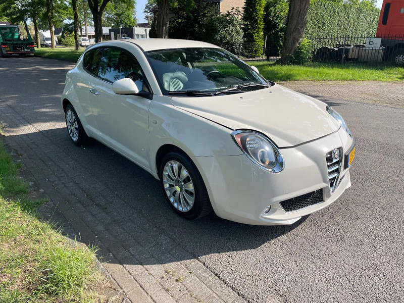 Alfa Romeo MiTo ZEER MOOI in prijs verlaagt - Viistoperä: kuva Alfa Romeo MiTo ZEER MOOI in prijs verlaagt - Viistoperä Alfa Romeo MiTo ZEER MOOI in prijs verlaagt - Viistoperä: kuva Alfa Romeo MiTo ZEER MOOI in prijs verlaagt - Viistoperä