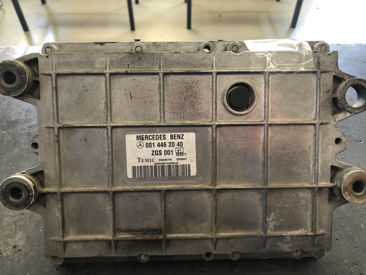 ENGINE CONTROL UNIT AXOR 330ps EURO 3 - Ohjainyksikkö - Kuorma-auto: kuva ENGINE CONTROL UNIT AXOR 330ps EURO 3 - Ohjainyksikkö - Kuorma-auto ENGINE CONTROL UNIT AXOR 330ps EURO 3 - Ohjainyksikkö - Kuorma-auto: kuva ENGINE CONTROL UNIT AXOR 330ps EURO 3 - Ohjainyksikkö - Kuorma-auto