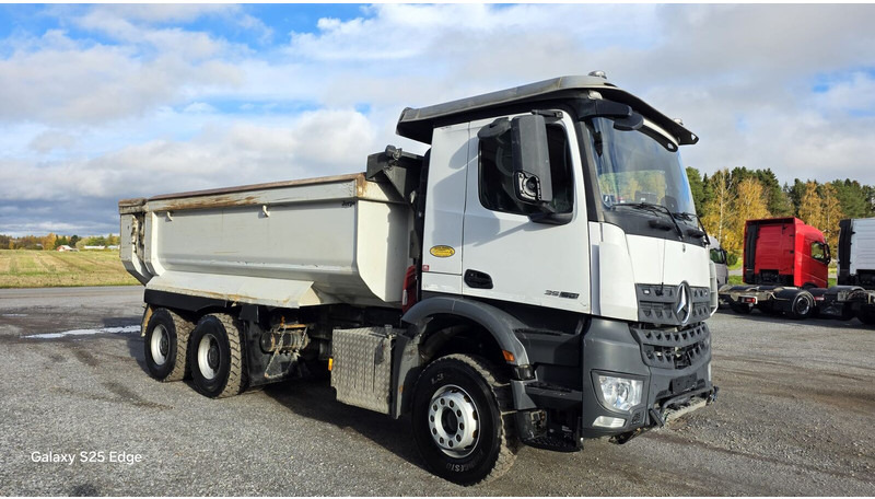 Mercedes-Benz 3558 6x4 2022 ONLY 113 tkm - Kippiauto kuorma-auto: kuva Mercedes-Benz 3558 6x4 2022 ONLY 113 tkm - Kippiauto kuorma-auto Mercedes-Benz 3558 6x4 2022 ONLY 113 tkm - Kippiauto kuorma-auto: kuva Mercedes-Benz 3558 6x4 2022 ONLY 113 tkm - Kippiauto kuorma-auto