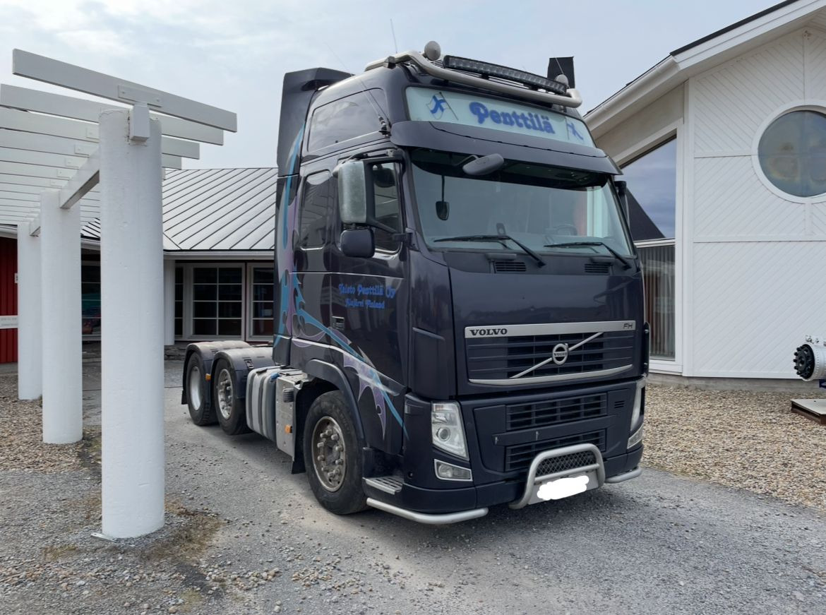 Volvo FH13 480 - Vetopöytäauto: kuva Volvo FH13 480 - Vetopöytäauto Volvo FH13 480 - Vetopöytäauto: kuva Volvo FH13 480 - Vetopöytäauto