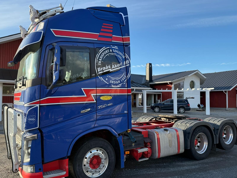 Volvo FH750 - Vetopöytäauto: kuva Volvo FH750 - Vetopöytäauto Volvo FH750 - Vetopöytäauto: kuva Volvo FH750 - Vetopöytäauto