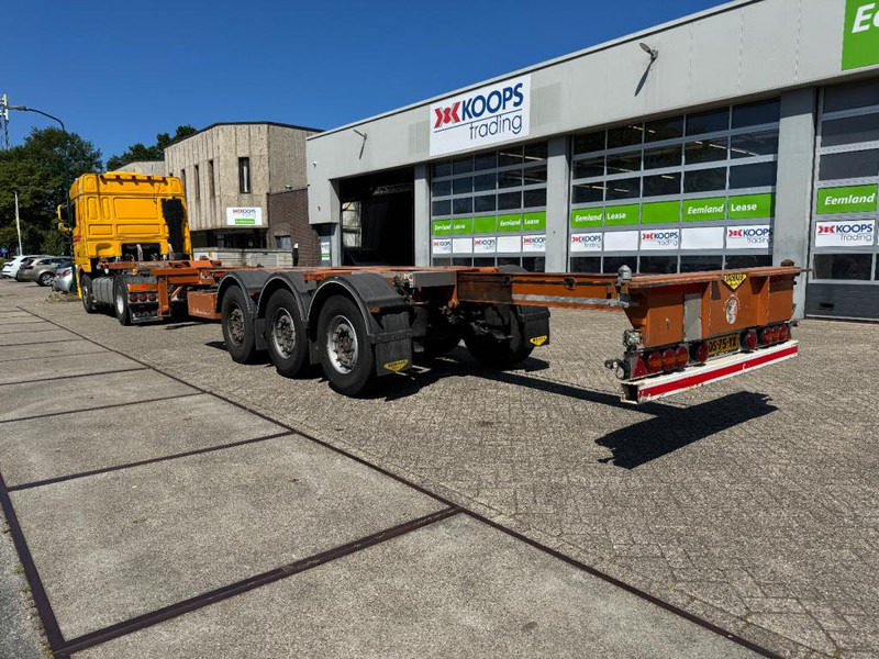 Broshuis MFCC container chassis Multi functioneel 2x 20 1x 30 1x 40 1x 45 saf assen uitschuifbaar tot 14,40 - Alusta puoliperävaunu: kuva Broshuis MFCC container chassis Multi functioneel 2x 20 1x 30 1x 40 1x 45 saf assen uitschuifbaar tot 14,40 - Alusta puoliperävaunu Broshuis MFCC container chassis Multi functioneel 2x 20 1x 30 1x 40 1x 45 saf assen uitschuifbaar tot 14,40 - Alusta puoliperävaunu: kuva Broshuis MFCC container chassis Multi functioneel 2x 20 1x 30 1x 40 1x 45 saf assen uitschuifbaar tot 14,40 - Alusta puoliperävaunu