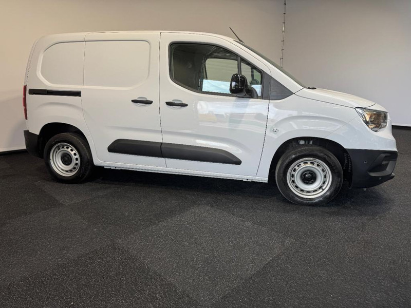 Opel COMBO 1.5 Blue HDI 100 S&S Airco Navigatie Apple car play 3 zits - Pieni pakettiauto: kuva Opel COMBO 1.5 Blue HDI 100 S&S Airco Navigatie Apple car play 3 zits - Pieni pakettiauto Opel COMBO 1.5 Blue HDI 100 S&S Airco Navigatie Apple car play 3 zits - Pieni pakettiauto: kuva Opel COMBO 1.5 Blue HDI 100 S&S Airco Navigatie Apple car play 3 zits - Pieni pakettiauto