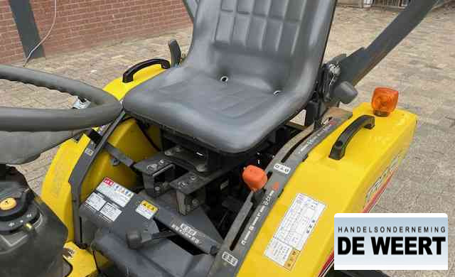 Iseki TPC15 , tpc 15 - Pientraktori: kuva Iseki TPC15 , tpc 15 - Pientraktori Iseki TPC15 , tpc 15 - Pientraktori: kuva Iseki TPC15 , tpc 15 - Pientraktori