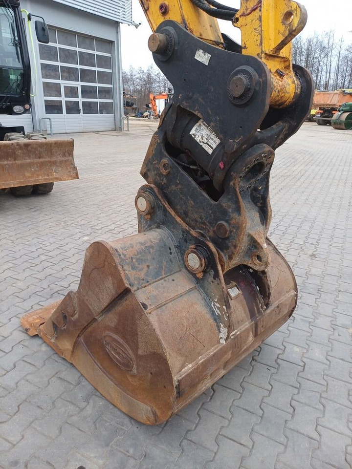 Pyöräalustainen kaivinkone JCB JS175: kuva Pyöräalustainen kaivinkone JCB JS175