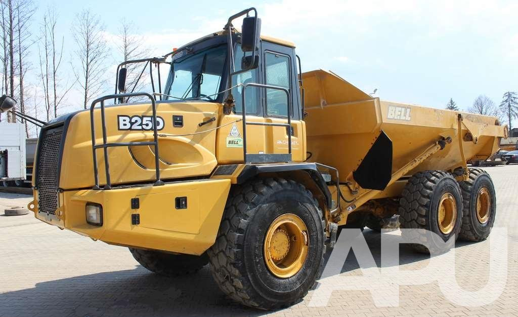 WOZIDŁO Bell ADT B25D 6×6 - Nivelkippiauto: kuva WOZIDŁO Bell ADT B25D 6×6 - Nivelkippiauto WOZIDŁO Bell ADT B25D 6×6 - Nivelkippiauto: kuva WOZIDŁO Bell ADT B25D 6×6 - Nivelkippiauto