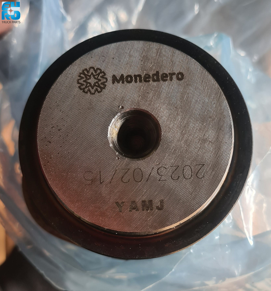 NOKKENAS VOLVO D13K 22475254 - Jakoakseli - Kuorma-auto: kuva NOKKENAS VOLVO D13K 22475254 - Jakoakseli - Kuorma-auto NOKKENAS VOLVO D13K 22475254 - Jakoakseli - Kuorma-auto: kuva NOKKENAS VOLVO D13K 22475254 - Jakoakseli - Kuorma-auto