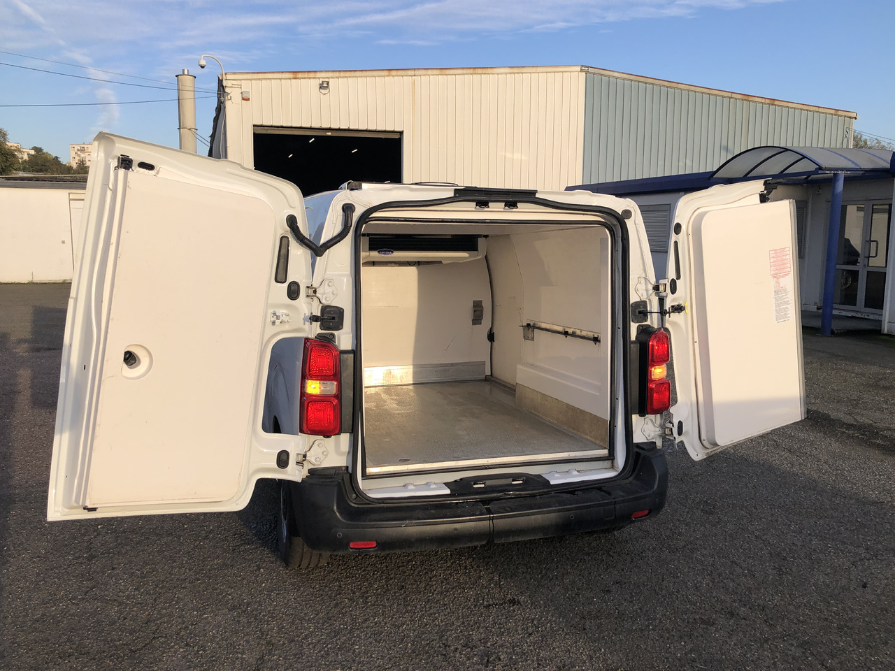 CITROEN CITROEN JUMPY JUMPY - Kylmäauto: kuva CITROEN CITROEN JUMPY JUMPY - Kylmäauto CITROEN CITROEN JUMPY JUMPY - Kylmäauto: kuva CITROEN CITROEN JUMPY JUMPY - Kylmäauto