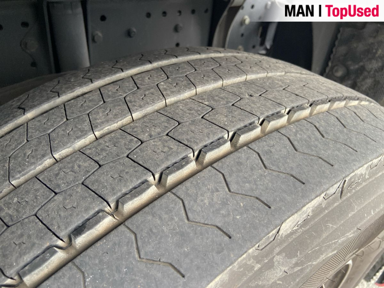MAN TGX 18.470 4x2 BL SA "Retarder" - Vetopöytäauto: kuva MAN TGX 18.470 4x2 BL SA "Retarder" - Vetopöytäauto MAN TGX 18.470 4x2 BL SA "Retarder" - Vetopöytäauto: kuva MAN TGX 18.470 4x2 BL SA "Retarder" - Vetopöytäauto
