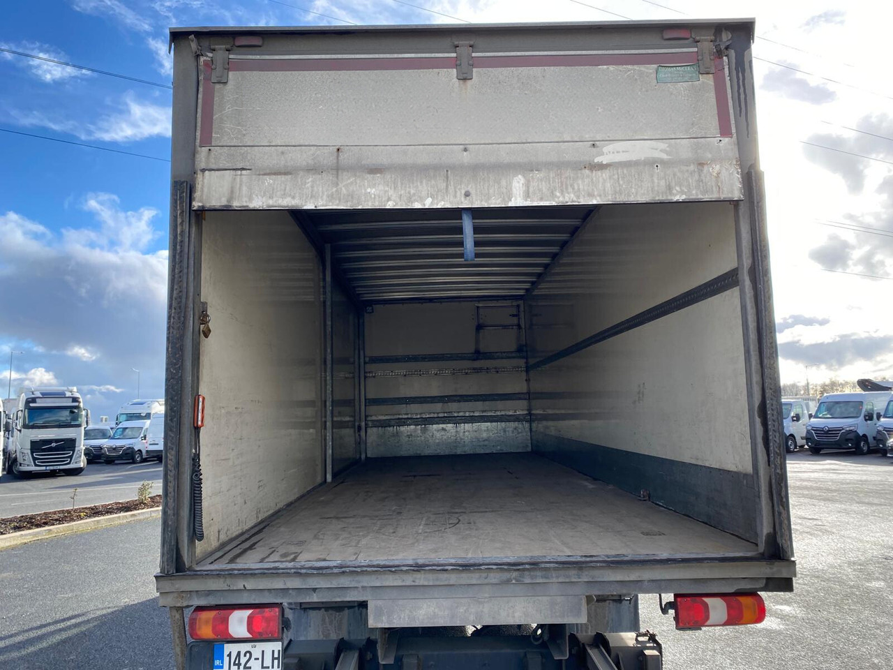 Umpikori kuorma-auto 2014 Mercedes Atego 1524: kuva Umpikori kuorma-auto 2014 Mercedes Atego 1524 Umpikori kuorma-auto 2014 Mercedes Atego 1524: kuva Umpikori kuorma-auto 2014 Mercedes Atego 1524