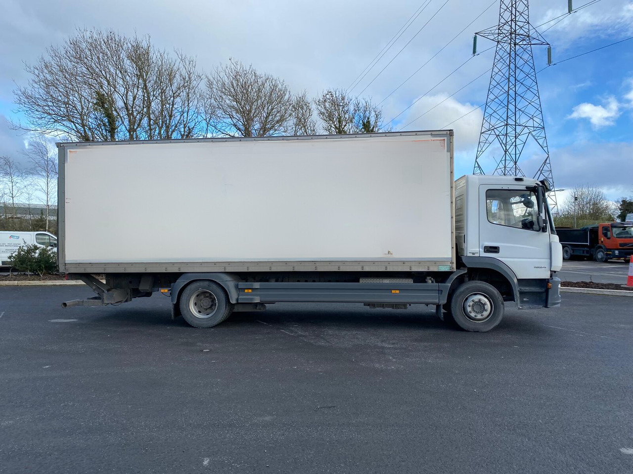 Umpikori kuorma-auto 2014 Mercedes Atego 1524: kuva Umpikori kuorma-auto 2014 Mercedes Atego 1524 Umpikori kuorma-auto 2014 Mercedes Atego 1524: kuva Umpikori kuorma-auto 2014 Mercedes Atego 1524