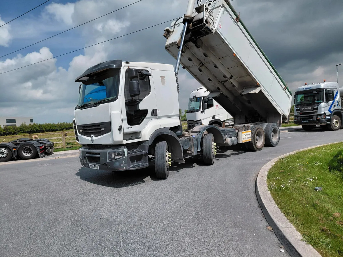 2014 Renault Premium Lander - Kippiauto kuorma-auto: kuva 2014 Renault Premium Lander - Kippiauto kuorma-auto 2014 Renault Premium Lander - Kippiauto kuorma-auto: kuva 2014 Renault Premium Lander - Kippiauto kuorma-auto