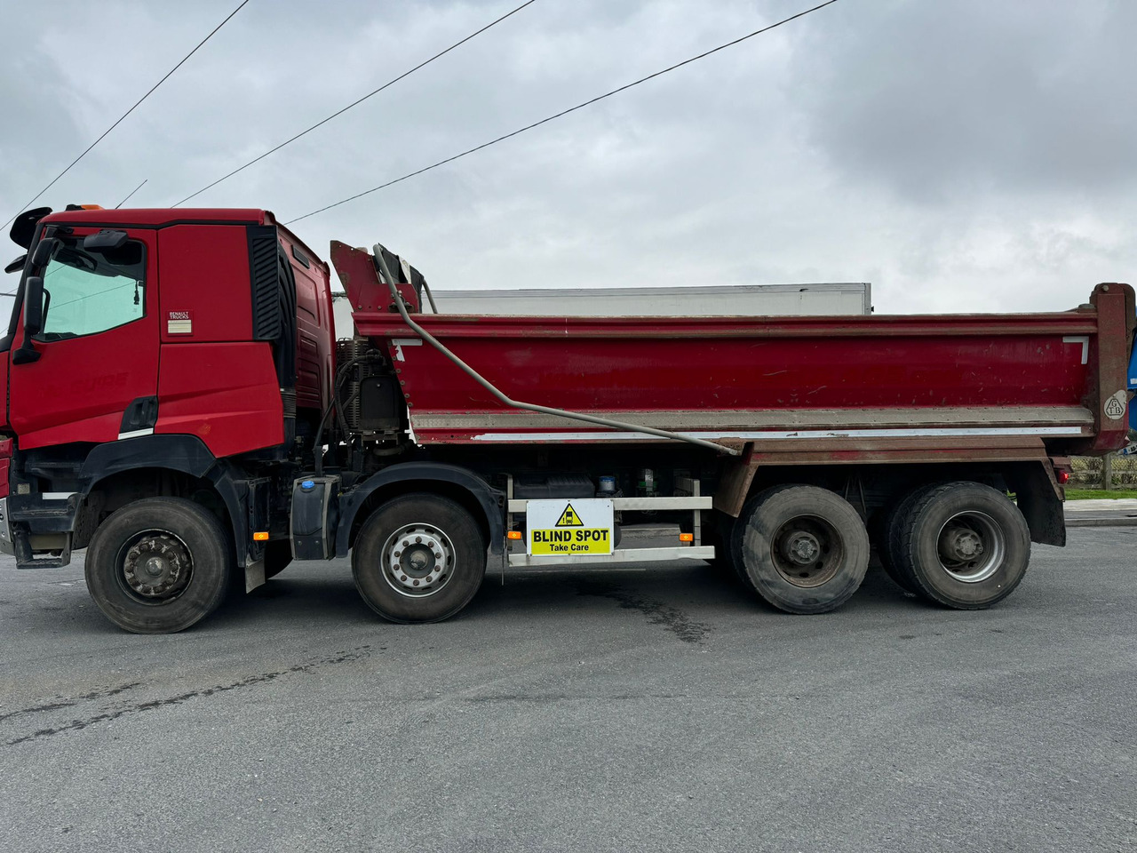 2017 Renault Trucks K 430.32 8X4 R MEDIUM E6 TIPPER - Kippiauto kuorma-auto: kuva 2017 Renault Trucks K 430.32 8X4 R MEDIUM E6 TIPPER - Kippiauto kuorma-auto 2017 Renault Trucks K 430.32 8X4 R MEDIUM E6 TIPPER - Kippiauto kuorma-auto: kuva 2017 Renault Trucks K 430.32 8X4 R MEDIUM E6 TIPPER - Kippiauto kuorma-auto