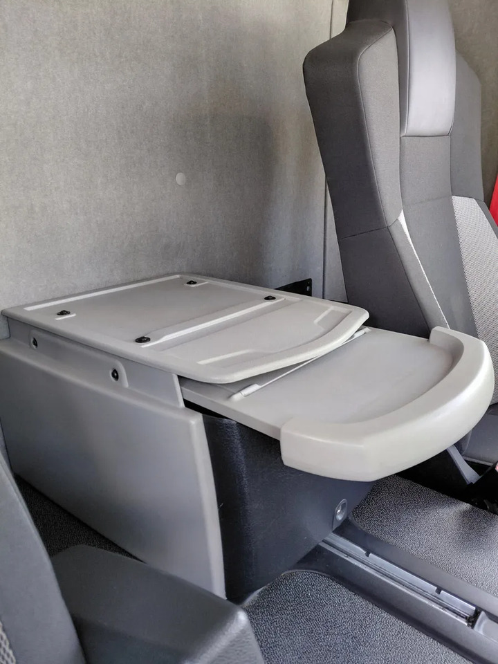 2019 Renault D 12T - Umpikori kuorma-auto: kuva 2019 Renault D 12T - Umpikori kuorma-auto 2019 Renault D 12T - Umpikori kuorma-auto: kuva 2019 Renault D 12T - Umpikori kuorma-auto