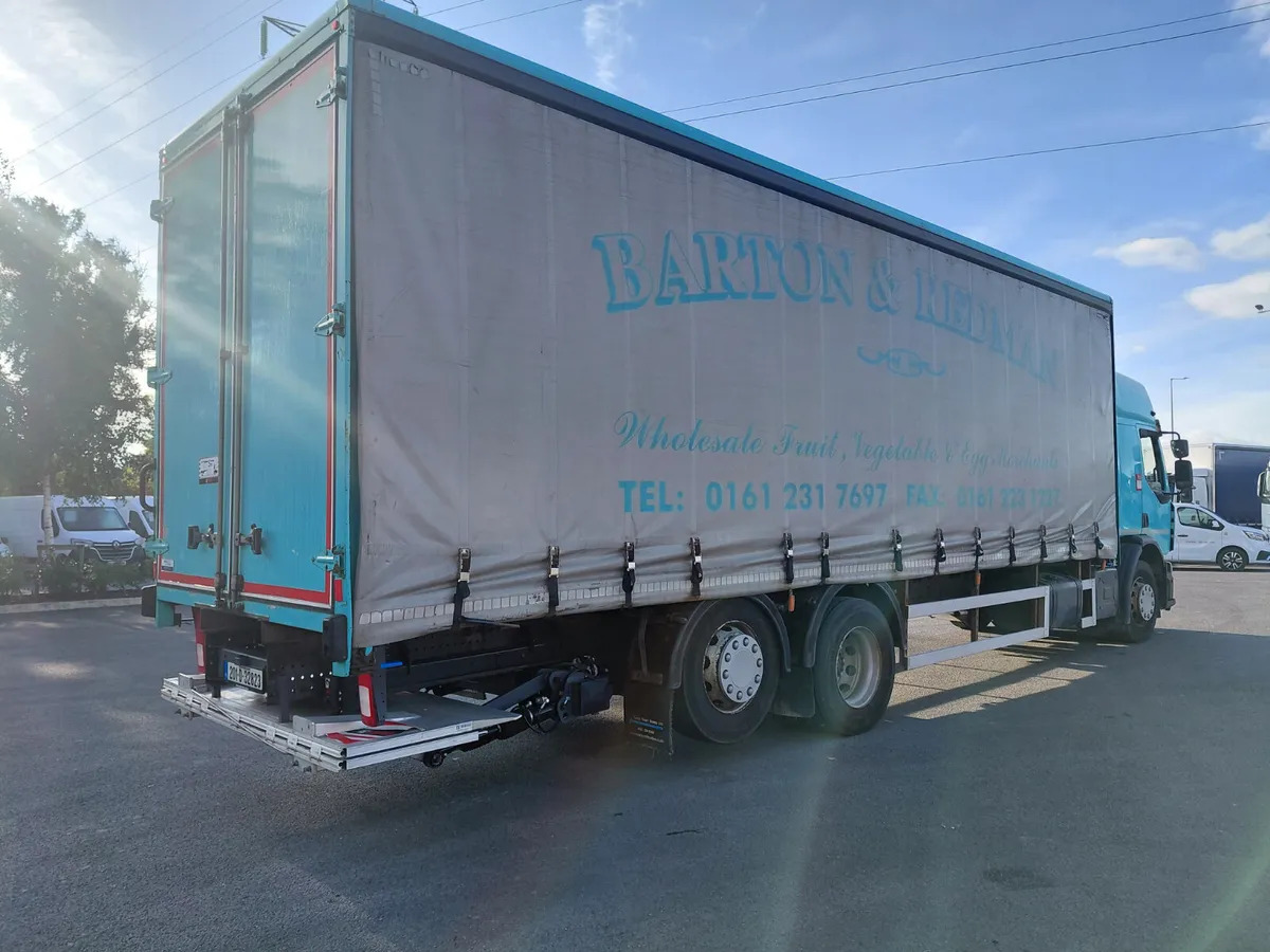2020 Renault D Wide 26 Tonner 6×2 - Pressukapelli kuorma-auto: kuva 2020 Renault D Wide 26 Tonner 6×2 - Pressukapelli kuorma-auto 2020 Renault D Wide 26 Tonner 6×2 - Pressukapelli kuorma-auto: kuva 2020 Renault D Wide 26 Tonner 6×2 - Pressukapelli kuorma-auto