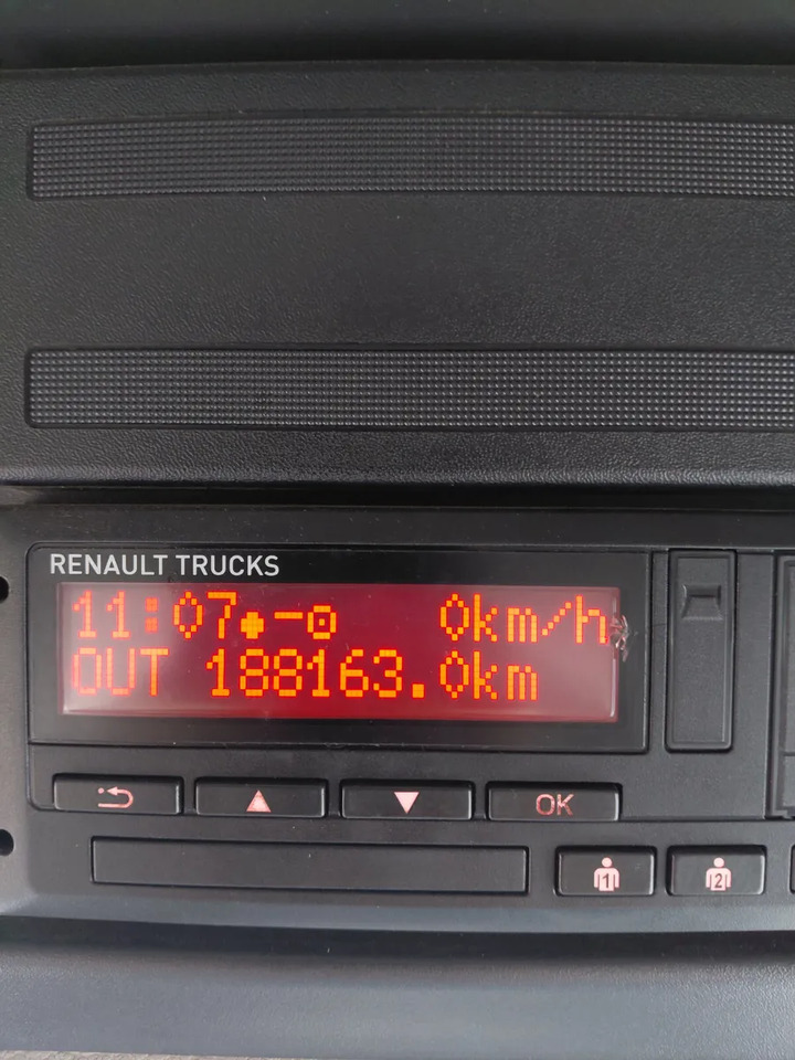 2020 Renault D18 Curtainsider - Pressukapelli kuorma-auto: kuva 2020 Renault D18 Curtainsider - Pressukapelli kuorma-auto 2020 Renault D18 Curtainsider - Pressukapelli kuorma-auto: kuva 2020 Renault D18 Curtainsider - Pressukapelli kuorma-auto