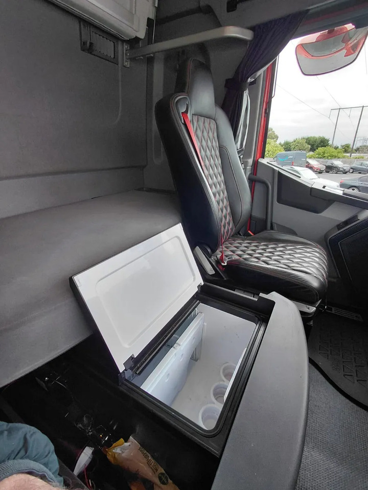 Vetopöytäauto 2020 Renault T-High 520: kuva Vetopöytäauto 2020 Renault T-High 520