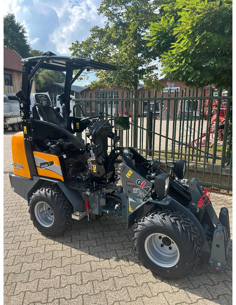 Giant G1500L X-tra - Kuormaaja: kuva Giant G1500L X-tra - Kuormaaja Giant G1500L X-tra - Kuormaaja: kuva Giant G1500L X-tra - Kuormaaja