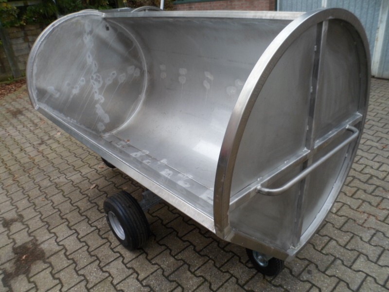 Mestcontainer / mestwagen RVS - Lannoitteenlevitin: kuva Mestcontainer / mestwagen RVS - Lannoitteenlevitin Mestcontainer / mestwagen RVS - Lannoitteenlevitin: kuva Mestcontainer / mestwagen RVS - Lannoitteenlevitin