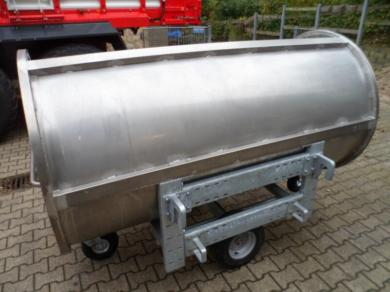 Mestcontainer / mestwagen RVS - Lannoitteenlevitin: kuva Mestcontainer / mestwagen RVS - Lannoitteenlevitin Mestcontainer / mestwagen RVS - Lannoitteenlevitin: kuva Mestcontainer / mestwagen RVS - Lannoitteenlevitin