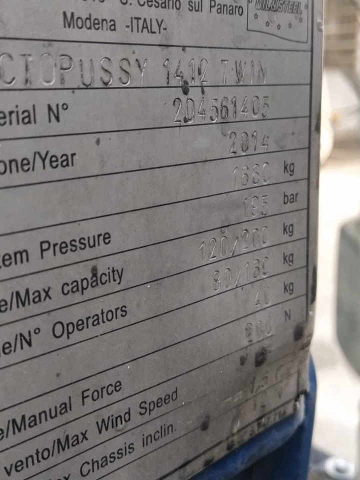 Oil & Steel 14.12 TWIN  - Henkilönostin: kuva Oil & Steel 14.12 TWIN  - Henkilönostin Oil & Steel 14.12 TWIN  - Henkilönostin: kuva Oil & Steel 14.12 TWIN  - Henkilönostin