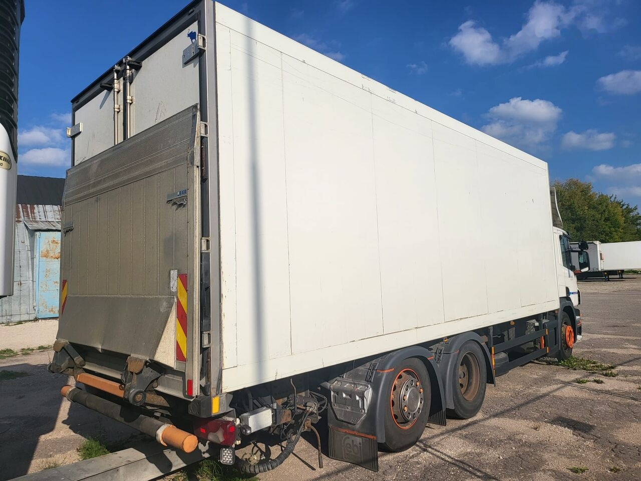 Scania Scania Schmitz Cargobull P 400 P 400 ZKO 18 - Refrigeraattori kuorma-auto: kuva Scania Scania Schmitz Cargobull P 400 P 400 ZKO 18 - Refrigeraattori kuorma-auto Scania Scania Schmitz Cargobull P 400 P 400 ZKO 18 - Refrigeraattori kuorma-auto: kuva Scania Scania Schmitz Cargobull P 400 P 400 ZKO 18 - Refrigeraattori kuorma-auto