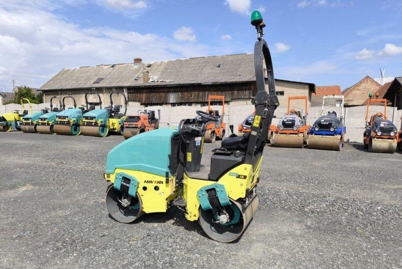 Ammann ARX 12 - Mini road roller - Jyrä: kuva Ammann ARX 12 - Mini road roller - Jyrä Ammann ARX 12 - Mini road roller - Jyrä: kuva Ammann ARX 12 - Mini road roller - Jyrä