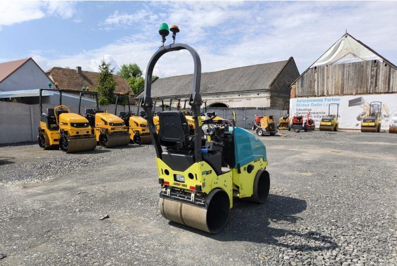 Ammann ARX 12 - Mini road roller - Jyrä: kuva Ammann ARX 12 - Mini road roller - Jyrä Ammann ARX 12 - Mini road roller - Jyrä: kuva Ammann ARX 12 - Mini road roller - Jyrä