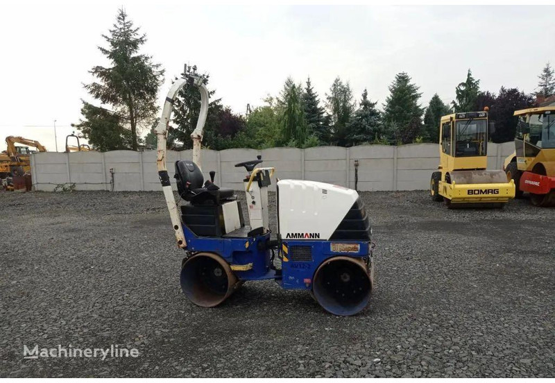 Ammann AV12-2 Road roller - Jyrä: kuva Ammann AV12-2 Road roller - Jyrä Ammann AV12-2 Road roller - Jyrä: kuva Ammann AV12-2 Road roller - Jyrä