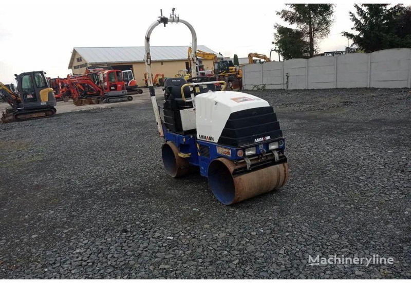 Ammann AV12-2 Road roller - Jyrä: kuva Ammann AV12-2 Road roller - Jyrä Ammann AV12-2 Road roller - Jyrä: kuva Ammann AV12-2 Road roller - Jyrä