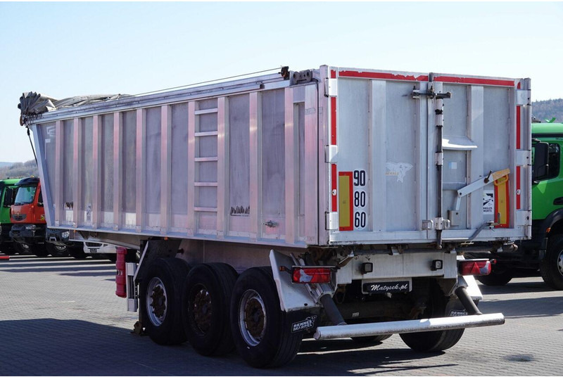 Benalu WYWROTKA ALUMINIOWA 28 M3 / OŚ PODNOSZONA / WAGA 5100 KG - Kippiauto puoliperävaunu: kuva Benalu WYWROTKA ALUMINIOWA 28 M3 / OŚ PODNOSZONA / WAGA 5100 KG - Kippiauto puoliperävaunu Benalu WYWROTKA ALUMINIOWA 28 M3 / OŚ PODNOSZONA / WAGA 5100 KG - Kippiauto puoliperävaunu: kuva Benalu WYWROTKA ALUMINIOWA 28 M3 / OŚ PODNOSZONA / WAGA 5100 KG - Kippiauto puoliperävaunu