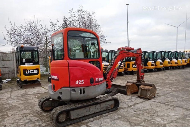 Bobcat 425 EG mini excavator - Minikuormaaja: kuva Bobcat 425 EG mini excavator - Minikuormaaja Bobcat 425 EG mini excavator - Minikuormaaja: kuva Bobcat 425 EG mini excavator - Minikuormaaja