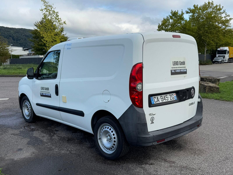 Fiat Doblò 1,3 - Kylmäauto: kuva Fiat Doblò 1,3 - Kylmäauto Fiat Doblò 1,3 - Kylmäauto: kuva Fiat Doblò 1,3 - Kylmäauto