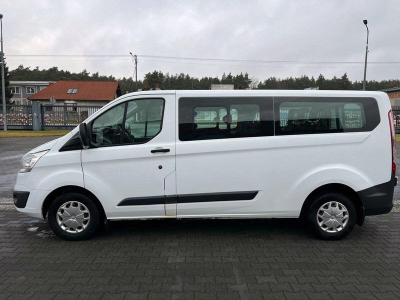 Ford Transit Custom 9-miejsc - Minibussi, Pikkubussi: kuva Ford Transit Custom 9-miejsc - Minibussi, Pikkubussi Ford Transit Custom 9-miejsc - Minibussi, Pikkubussi: kuva Ford Transit Custom 9-miejsc - Minibussi, Pikkubussi